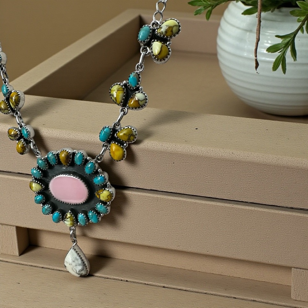 Honey Dahlia Turquoise, Kingman Turquoise & Conch Solid Sterling Silver Necklace - Picture 9 of 15